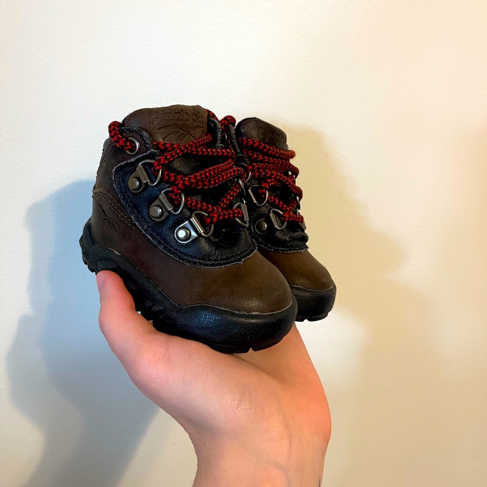 Brown lace up baby boots
